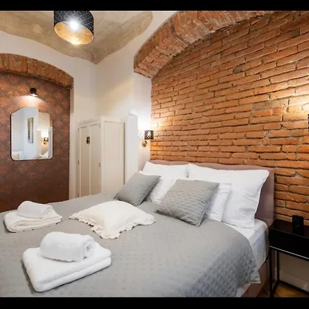 Charles Bridge Apartment Prag